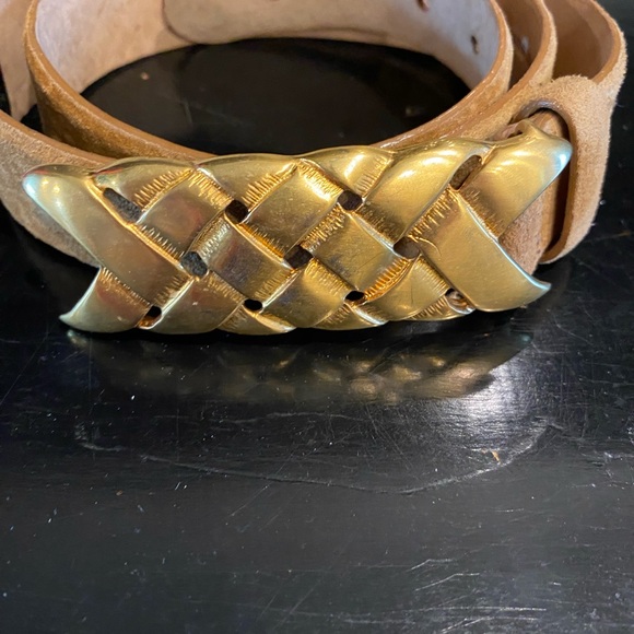DONNA KARAN VINTAGE SUEDE TAN BELT Size-34 - Picture 3 of 5